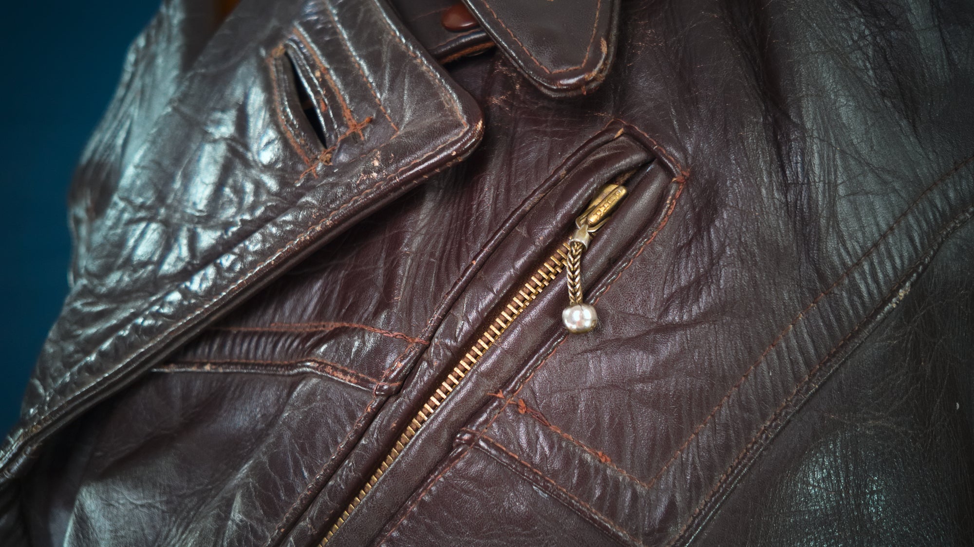 Vintage 1940s Dutch Horsehide Post-WW2 Police Great Coat Rider Leather Jacket “M