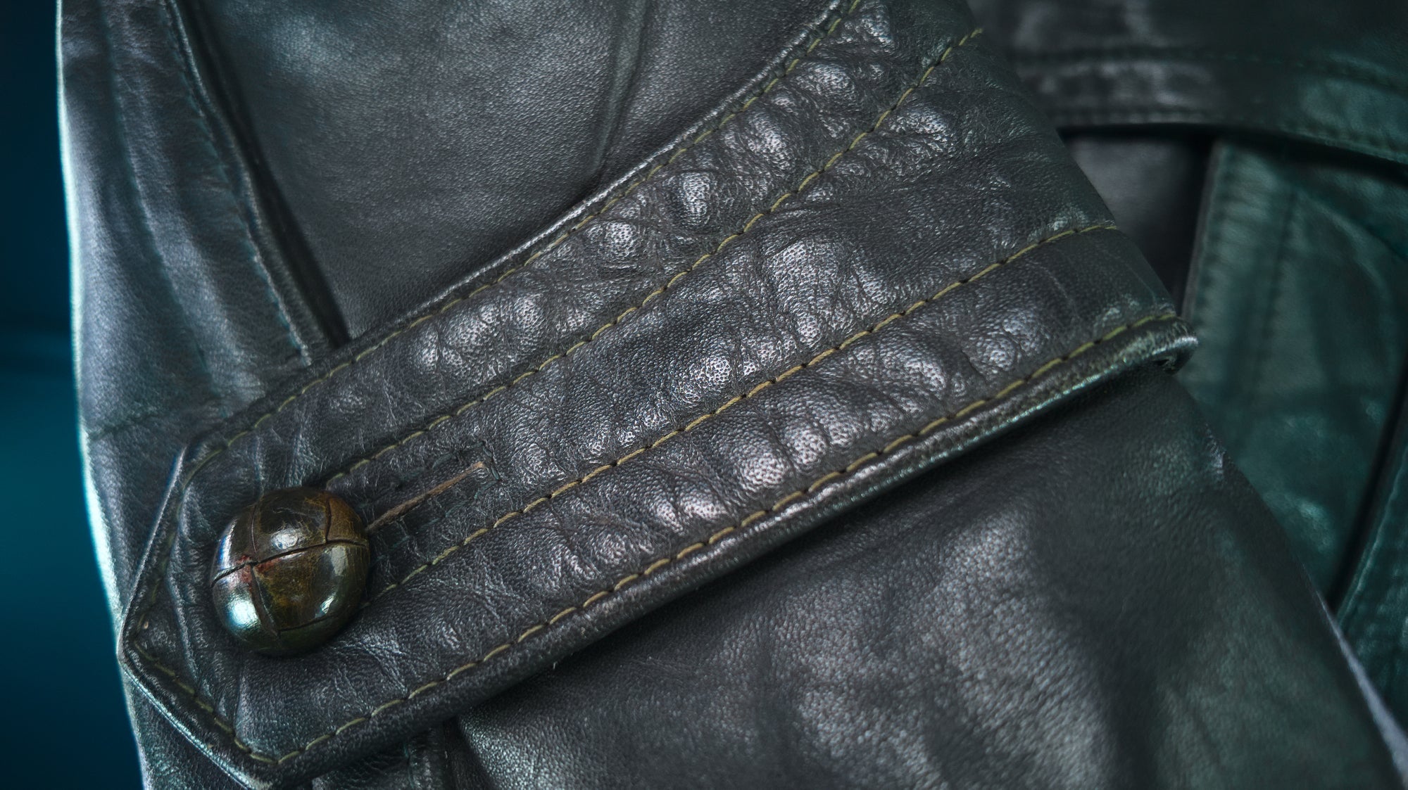 Vintage 1950s West German Cold War Border Guard Trench Coat Leather Jacket “M”