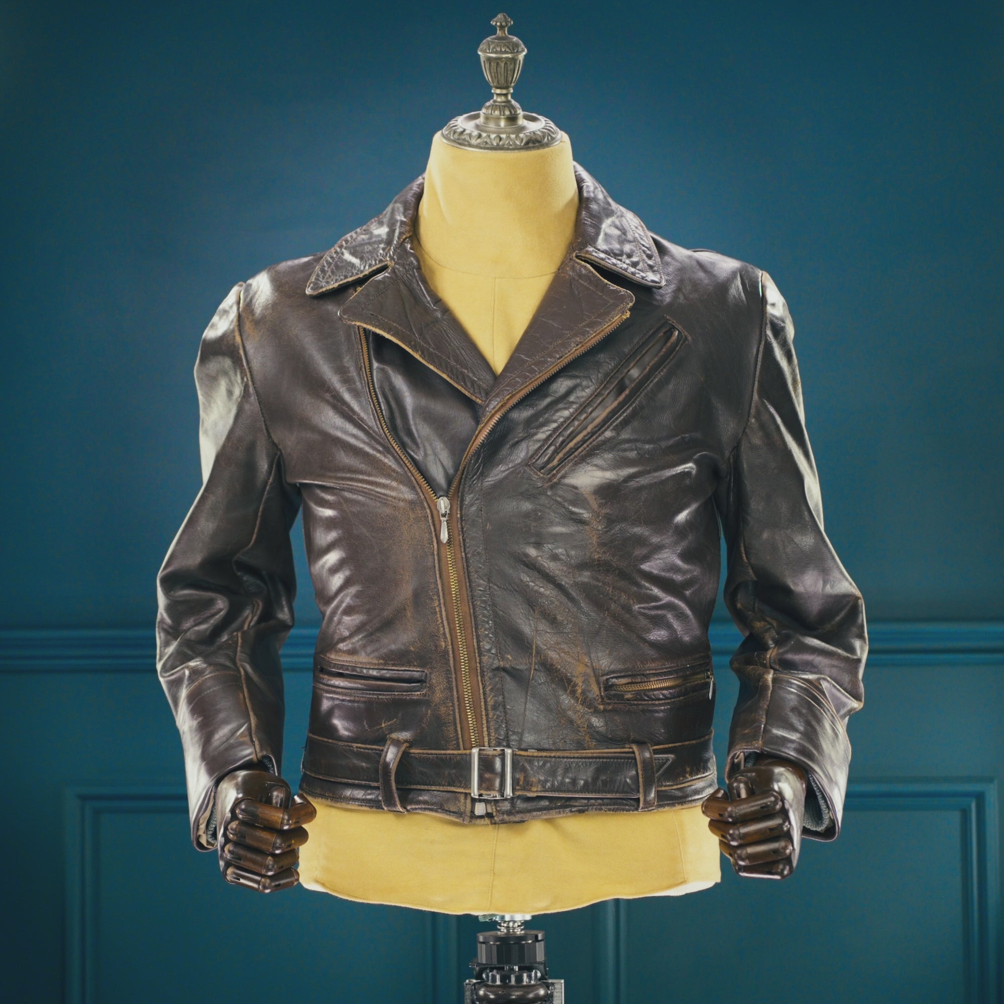 Vintage 1950s West German Calfskin Aviator Flight Biker Rider Leather Jacket “S”